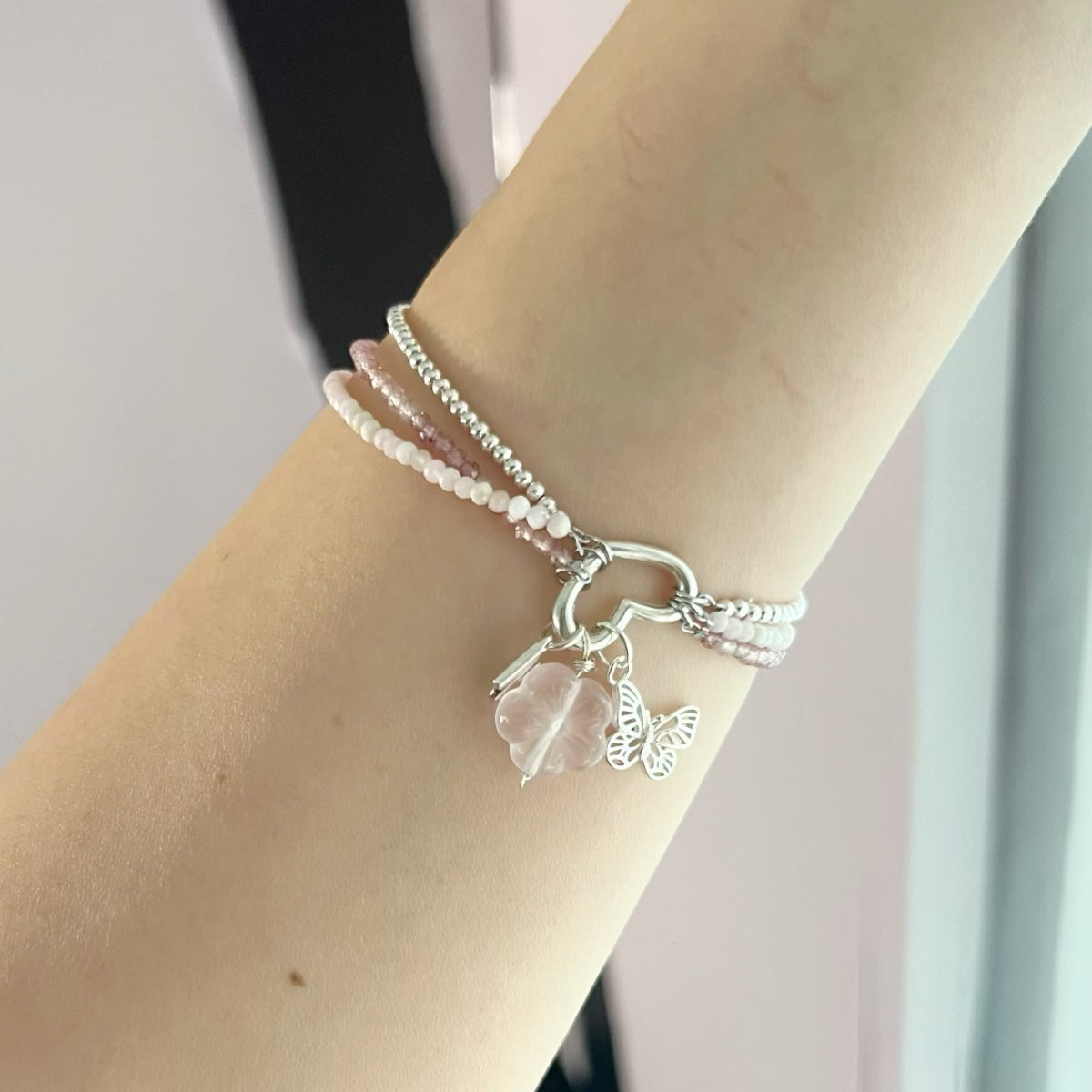 Bracelet de Cristal Empilable en Cœur de Quartz Fraise Opale Rose 2mm (Charme non inclus)