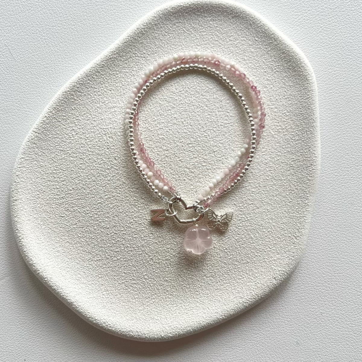 Bracelet de Cristal Empilable en Cœur de Quartz Fraise Opale Rose 2mm (Charme non inclus)