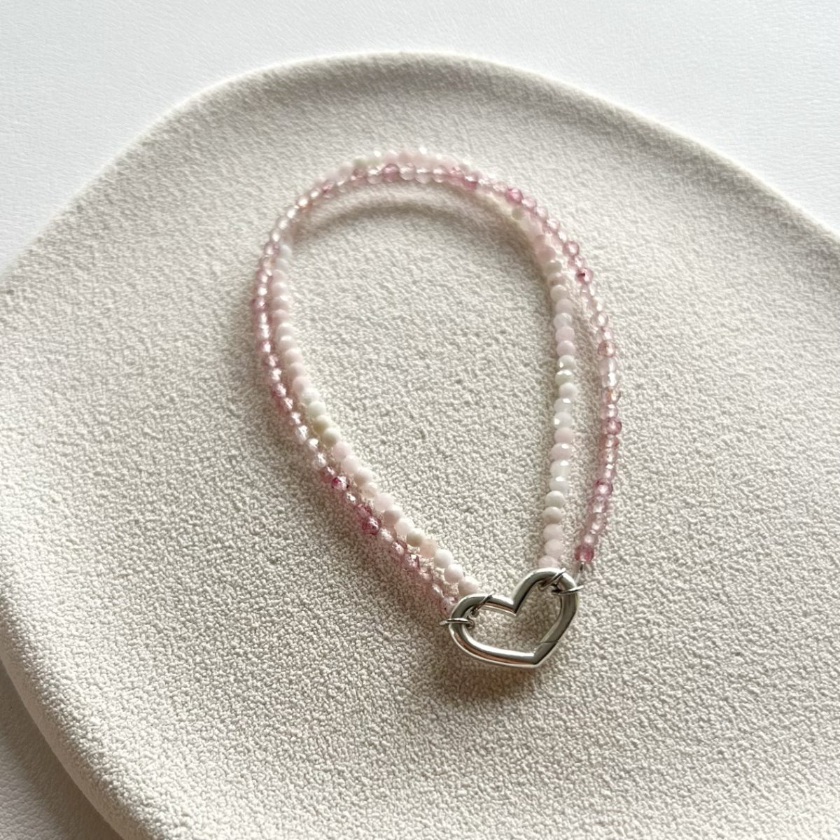 Bracelet de Cristal Empilable en Cœur de Quartz Fraise Opale Rose 2mm (Charme non inclus)