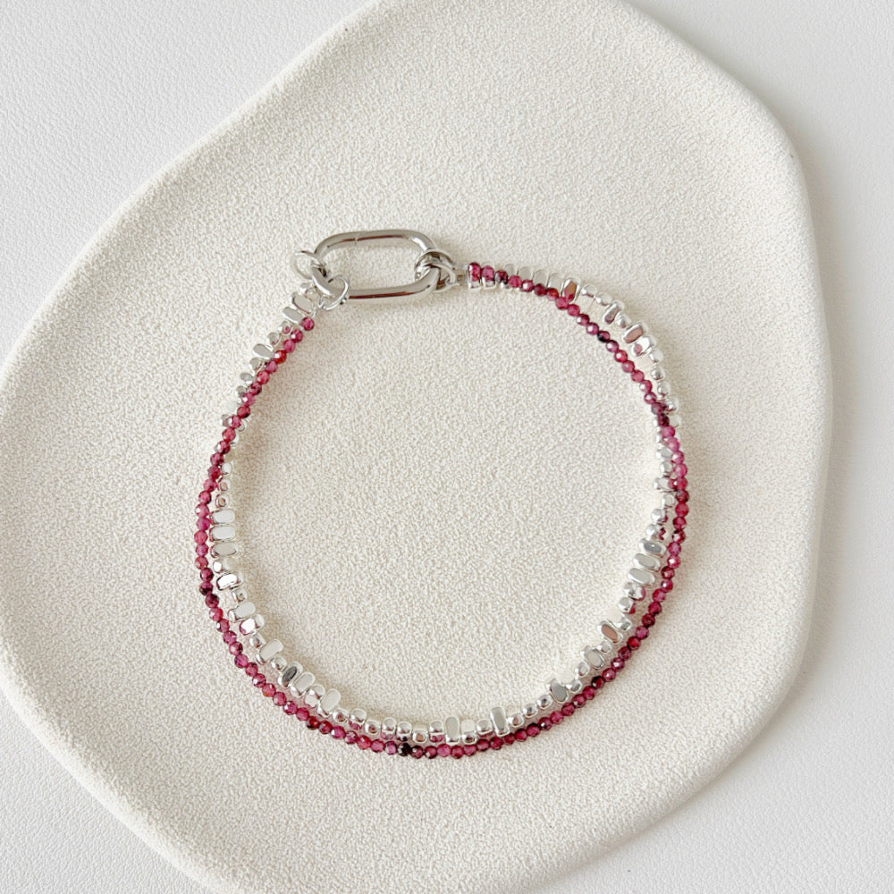My Zodiac Leo Garnet bracelet set